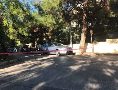 Δολοφονία 33χρονης στην Κηφισιά: Την εκτέλεσαν στο πάρκινγκ του σπιτιού της με ΑΚ-47 Καλάσνικοφ